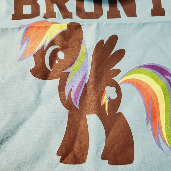 RARE BRONY We Love Fine My Little Pony Rainbow Dash String Bag  2012 - Picture 5 of 8